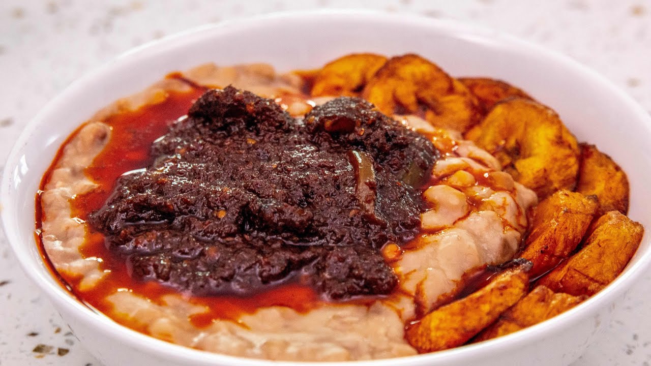 Ewa Agoyin + Boiled Plantain + Protein